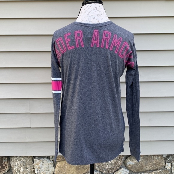 Under ARMOUR Heat Gear Breast Cancer Power in Pink Long-Sleeve Tee - Charcoal - Picture 9 of 16